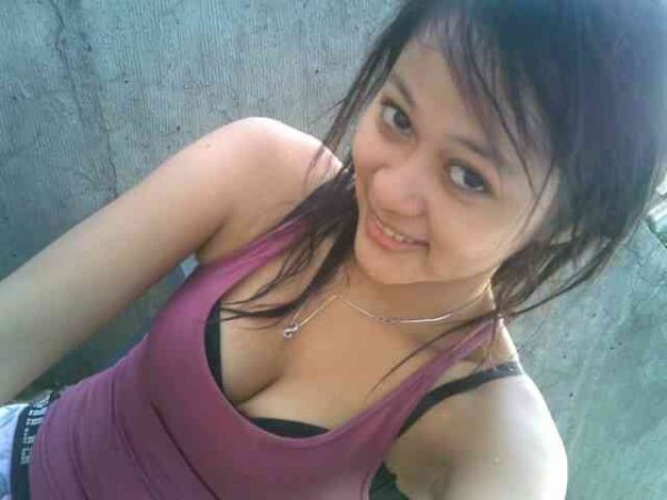 cewek bugil bahenol