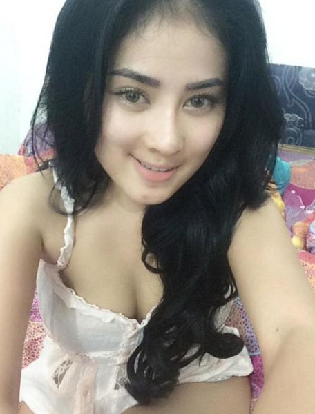 cewek hot hot