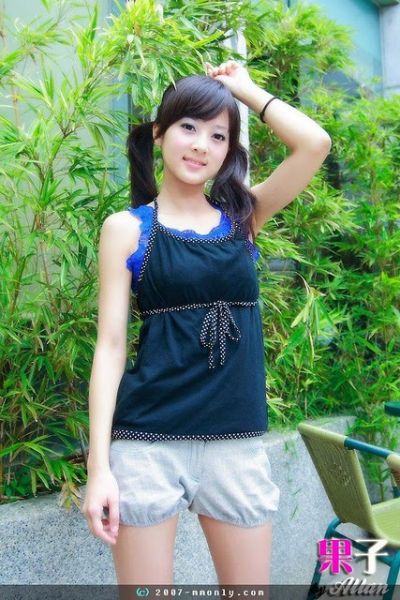artis nikita mirzani