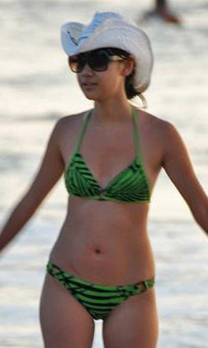 bcl bikini pijat