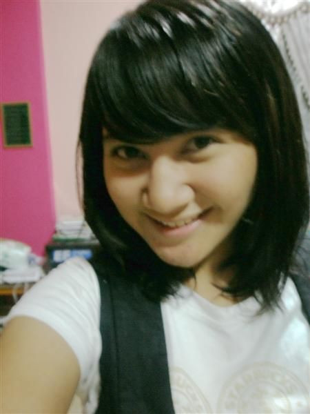 bugil pamer memek