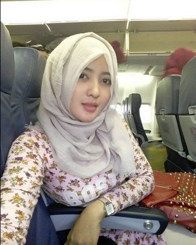 jilbab memek mulus abg ber