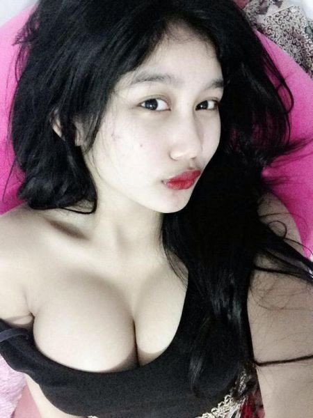 shinta bachir tanpa bra