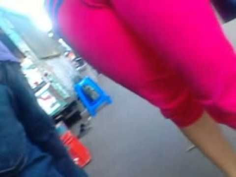 cewek pamer memek mulus