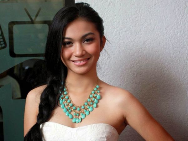 gambar cowok exspresi keenakan ngentot