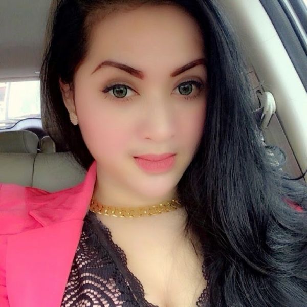 cewek telanjang tidur tengkurap