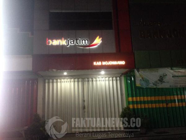 pembantu majikan