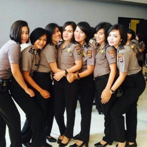 buka memek perawan