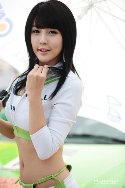 bugil pamer memek