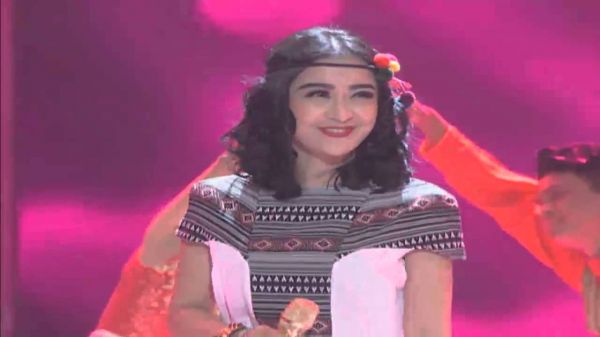 uut permata sari telanjang