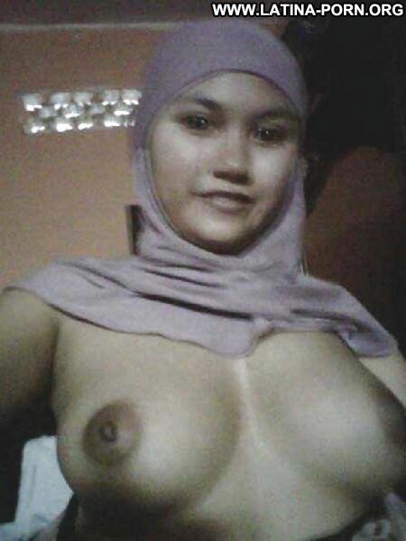 jilbab montok