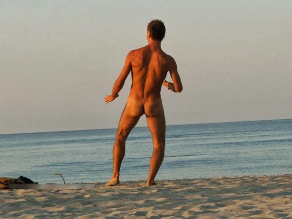 foto orang di pantai