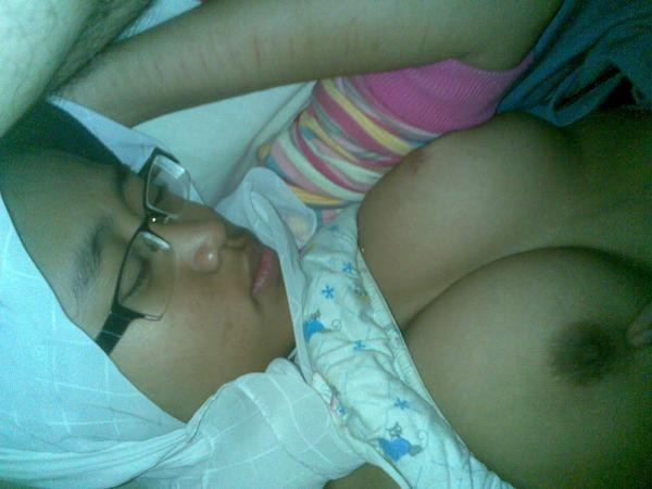 ibu hamil jilbab