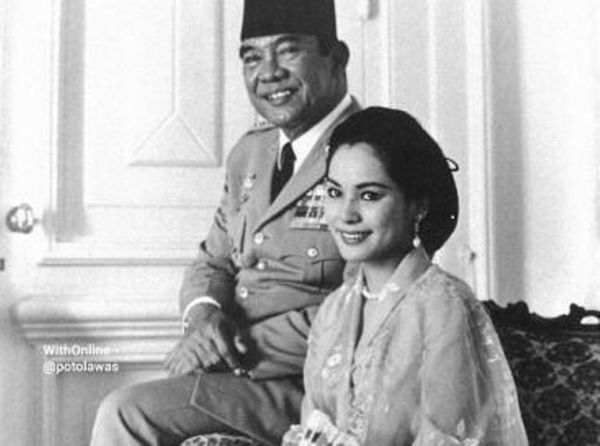 dewi sukarno geisha