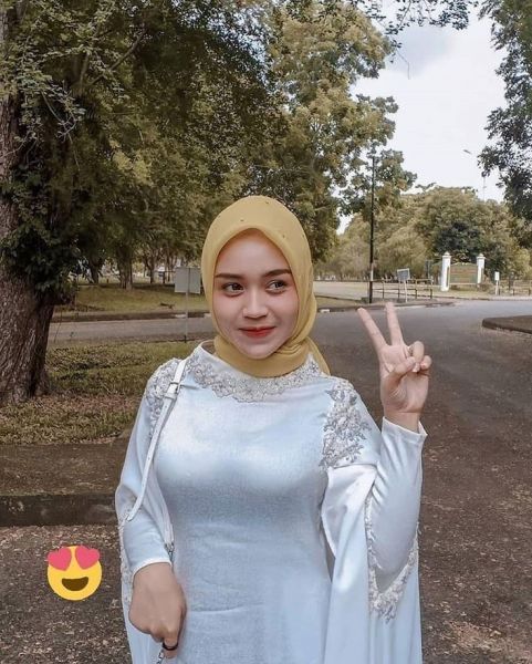 cewek toge montok