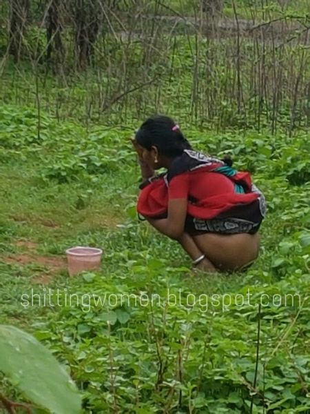 gambar perempuan nampak tetek