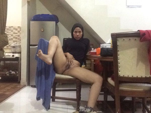 gadis bali