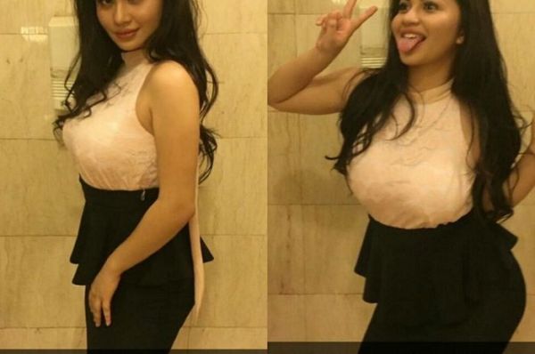 ariel tatum baju renang