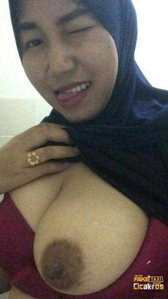 angin bertiup kencang