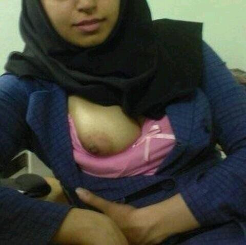 jilboob pakistan