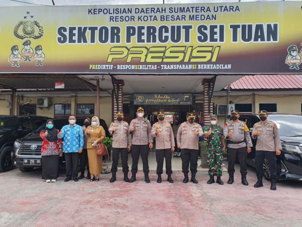 desa penghasil kelapa di kecamatan percut sei tuan